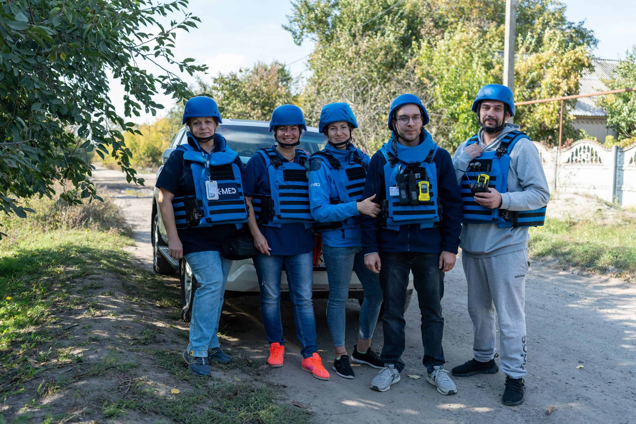 8b29e5d4-7371-45b9-8453-e0fc57e143ae UK-Med Staff in October, during a visit to a small village in Zaporizhia Oblast
